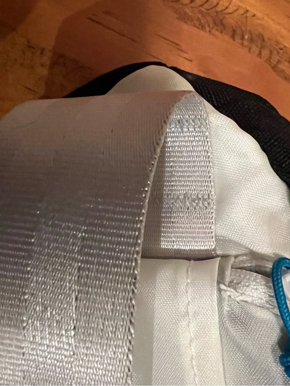 NWOT HOKA Black & Cream Running Belt Bag / Fanny Pack with Light Gray Strap
